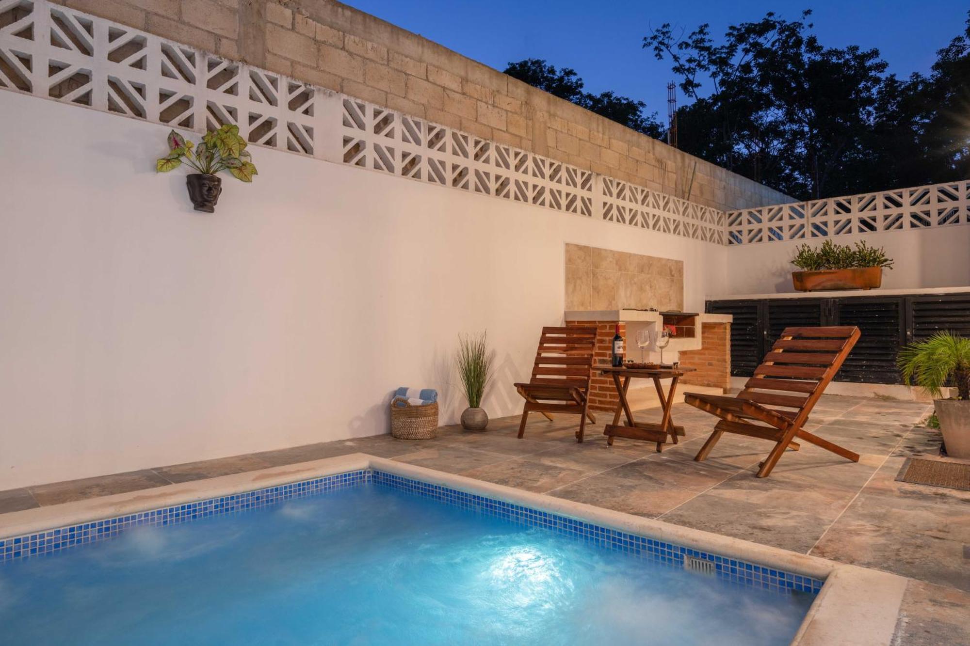 Casa Laura - - Private Townhome For 6 Guest - 3 Bedrooms - 5 Beds- Restaurant Walking Distance Apartamento