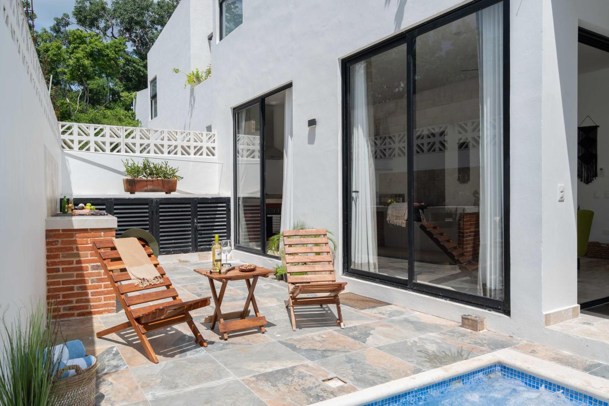 Apartamento Casa Laura - - Private Townhome For 6 Guest - 3 Bedrooms - 5 Beds- Restaurant Walking Distance