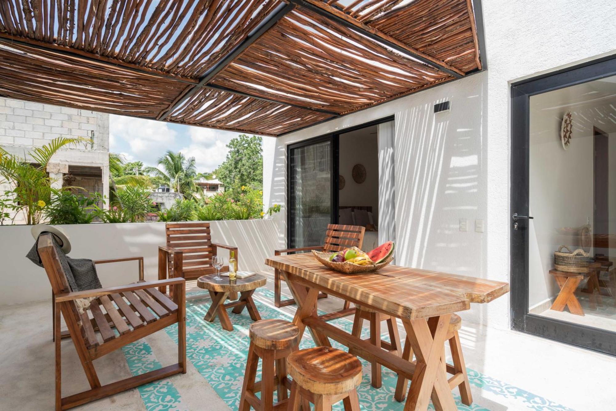 Casa Laura - - Private Townhome For 6 Guest - 3 Bedrooms - 5 Beds- Restaurant Walking Distance Apartamento *