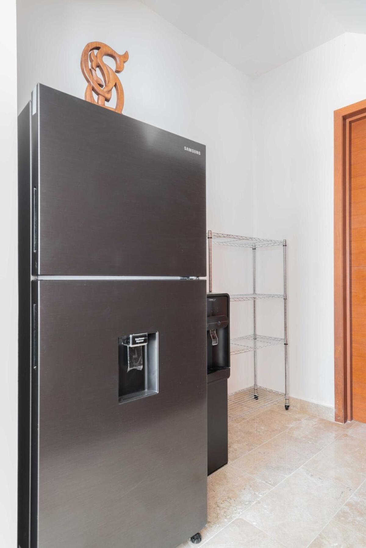 Casa Laura - - Private Townhome For 6 Guest - 3 Bedrooms - 5 Beds- Restaurant Walking Distance *