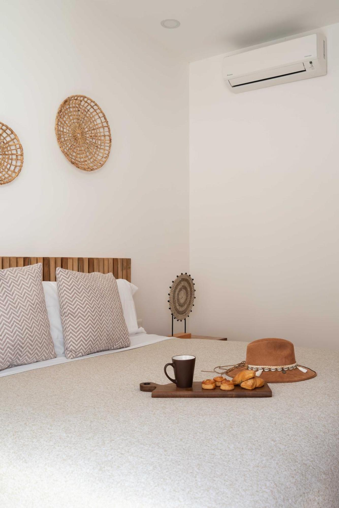 Apartment Casa Laura - - Private Townhome For 6 Guest - 3 Bedrooms - 5 Beds- Restaurant Walking Distance Tulum