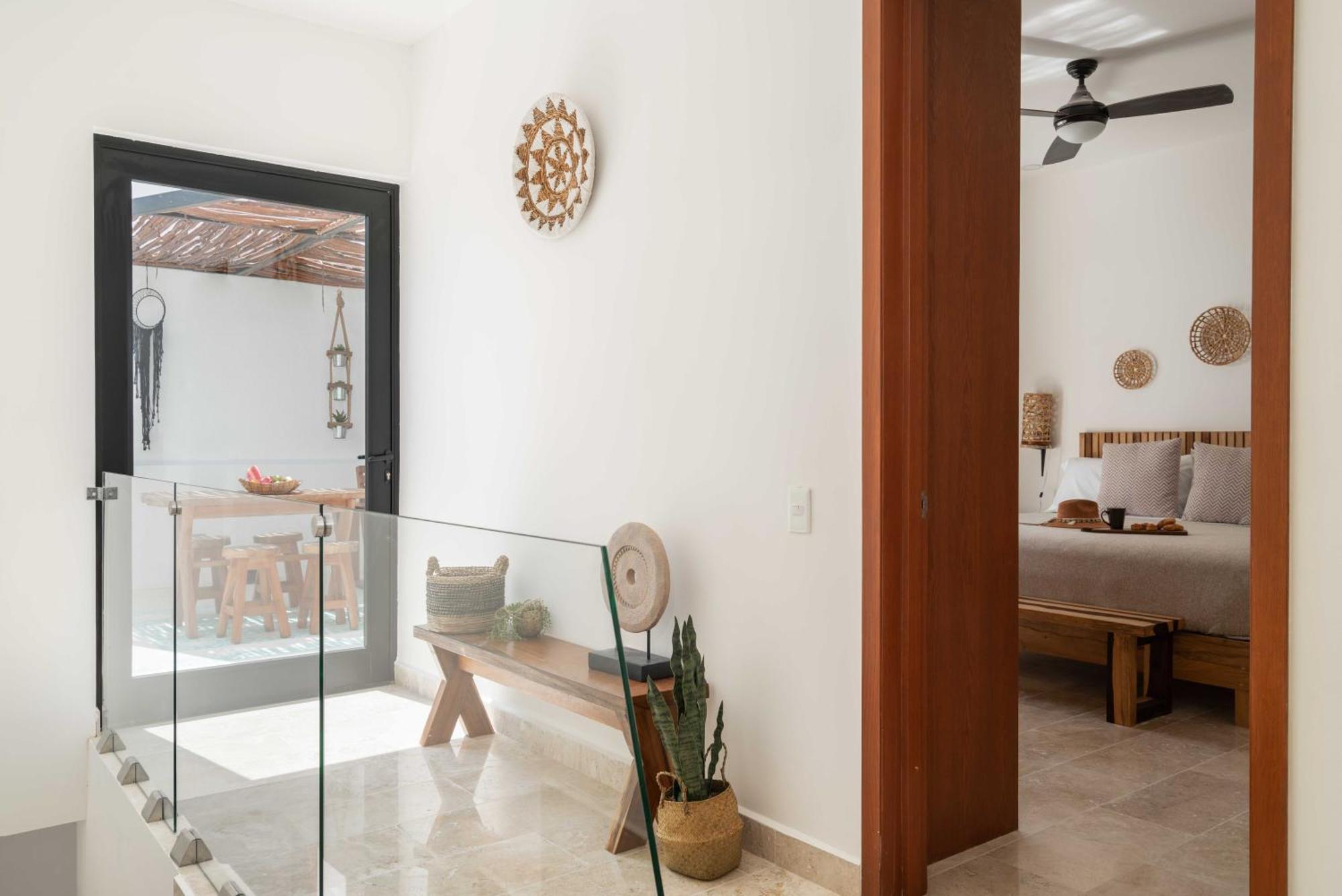 Casa Laura - - Private Townhome For 6 Guest - 3 Bedrooms - 5 Beds- Restaurant Walking Distance * Tulum